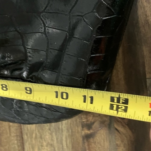 Women’s satchel with pull out bag. - Picture 5 of 6